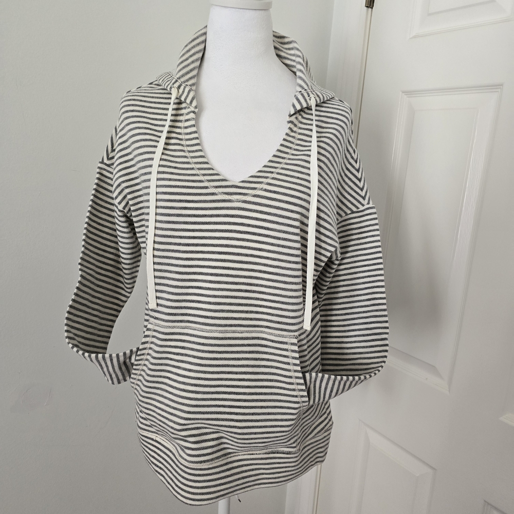 Max Studio V Neck Hooded Open Front Pocket Cream/Gray Top Sz. (Small) - Picture 2 of 9